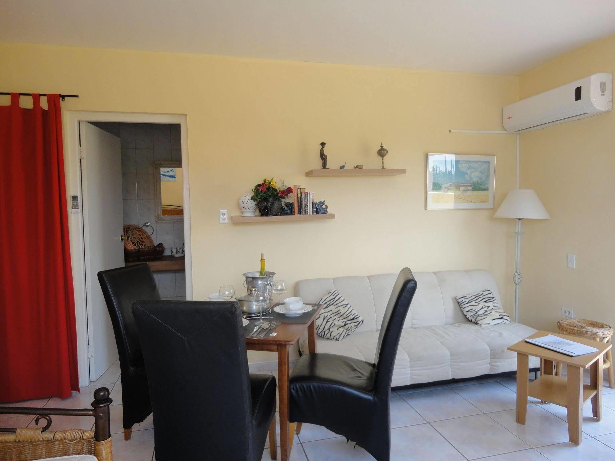 Alta Montana Apartment Noord Ngoại thất bức ảnh